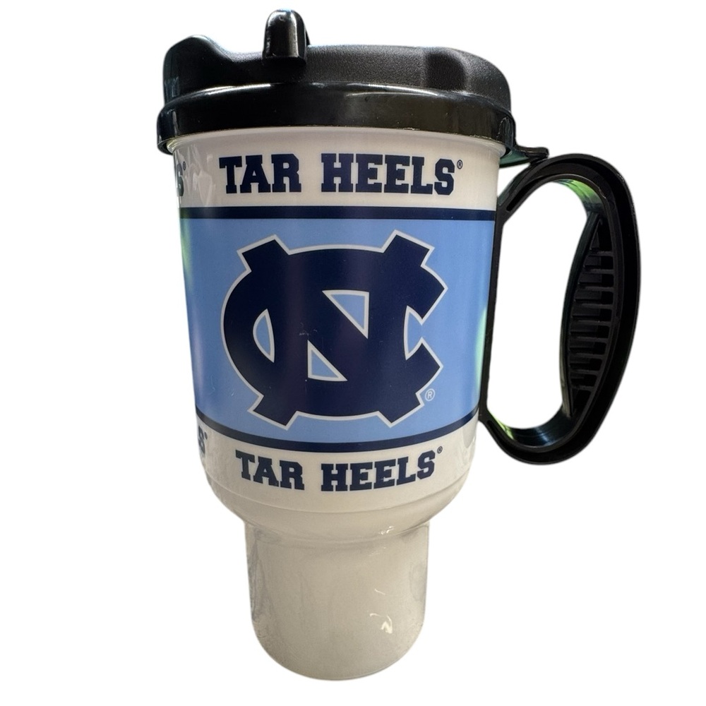 Officially Licensed NCAA UNC Tarheels Collectible Cup w/ Holographic sticker NWT